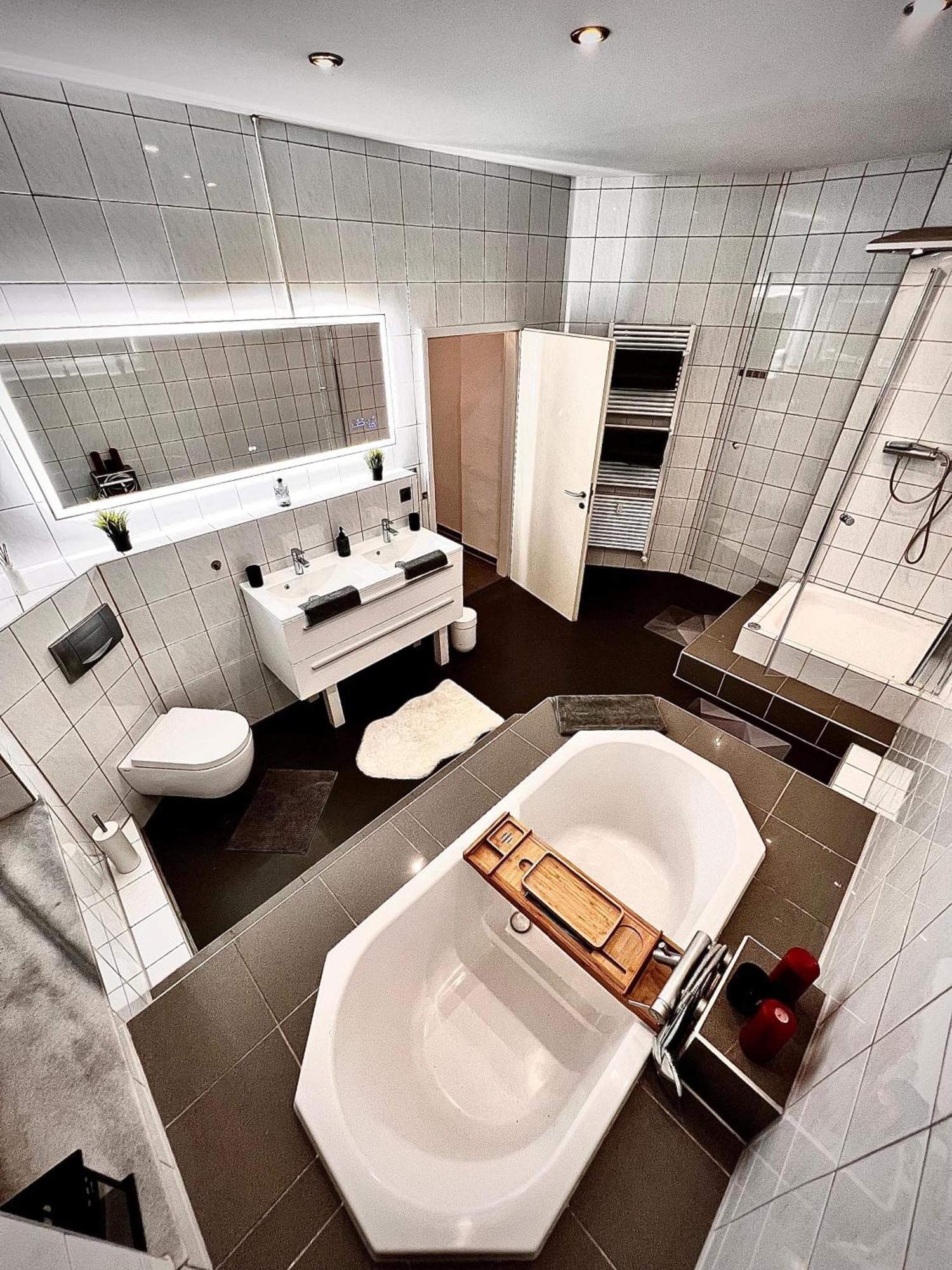 Modern Apartment